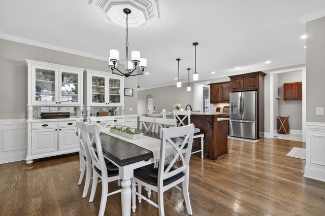 607 Southshore Pt, Mount Juliet, TN 37122