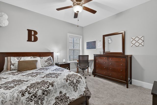 607 Southshore Pt, Mount Juliet, TN 37122