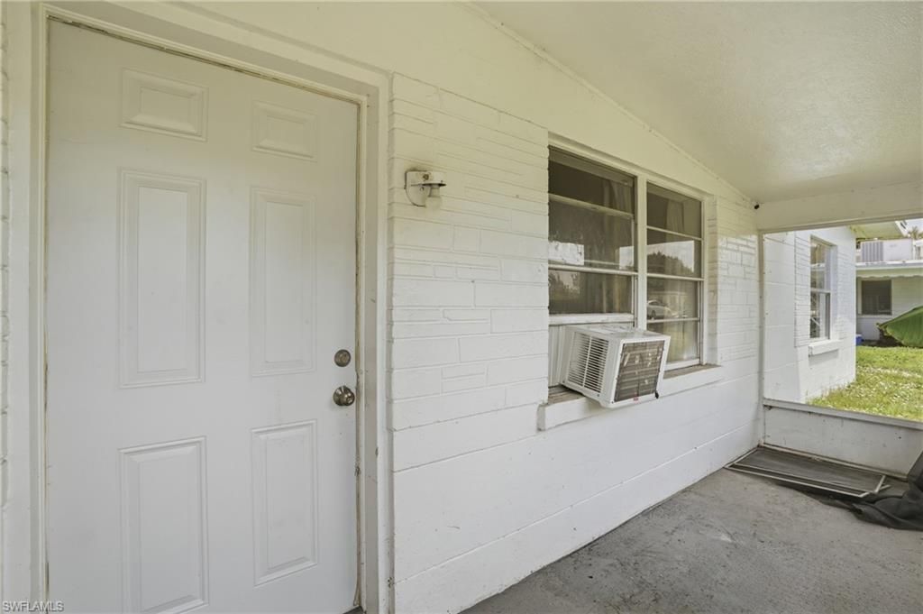 78 Victoria DR, NORTH FORT MYERS, FL 33917 — photo 3