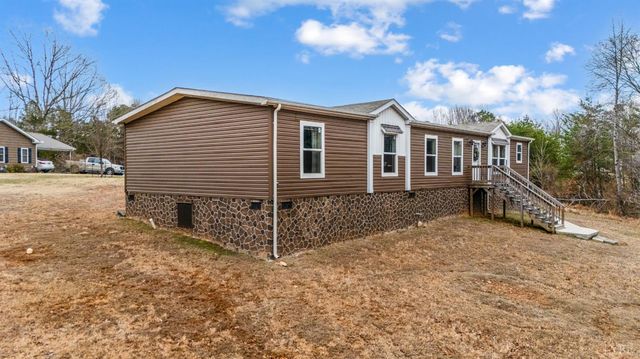 2480 Stage Road, Concord, VA 24538