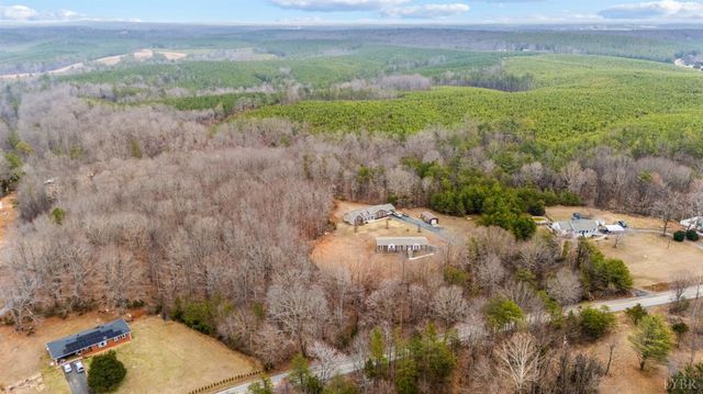 2480 Stage Road, Concord, VA 24538