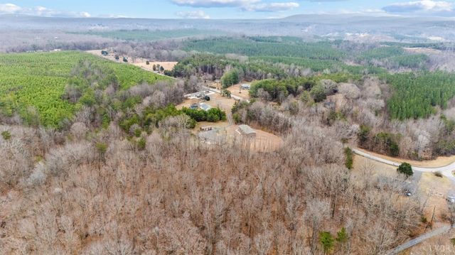 2480 Stage Road, Concord, VA 24538