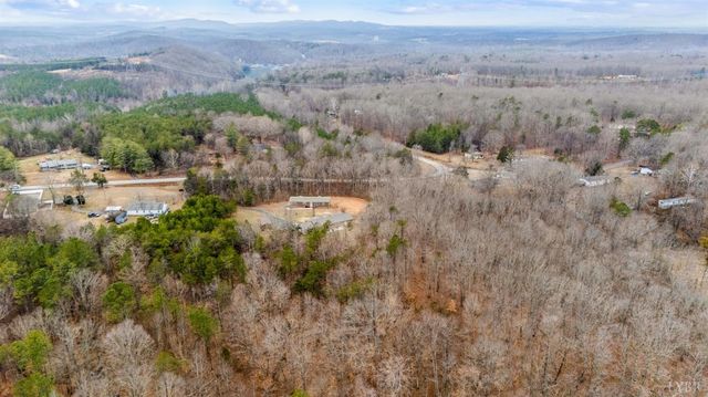 2480 Stage Road, Concord, VA 24538