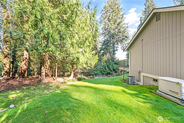 74 N Point Drive, Bellingham, WA 98229