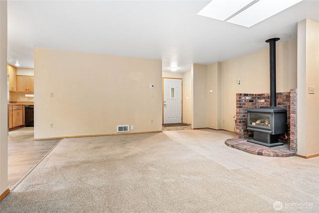 74 N Point Drive, Bellingham, WA 98229