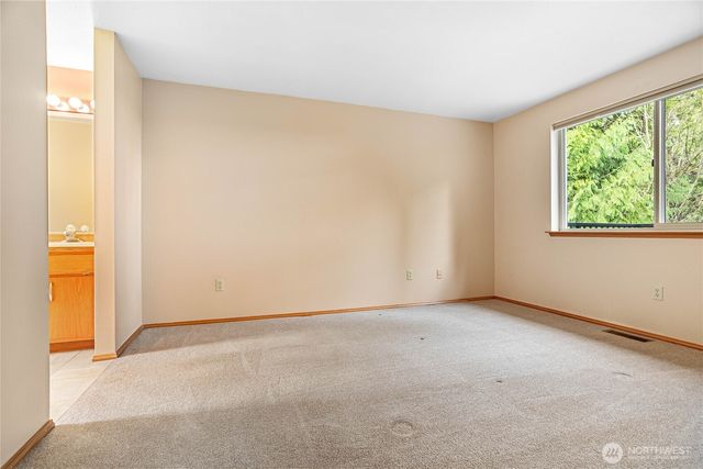 74 N Point Drive, Bellingham, WA 98229