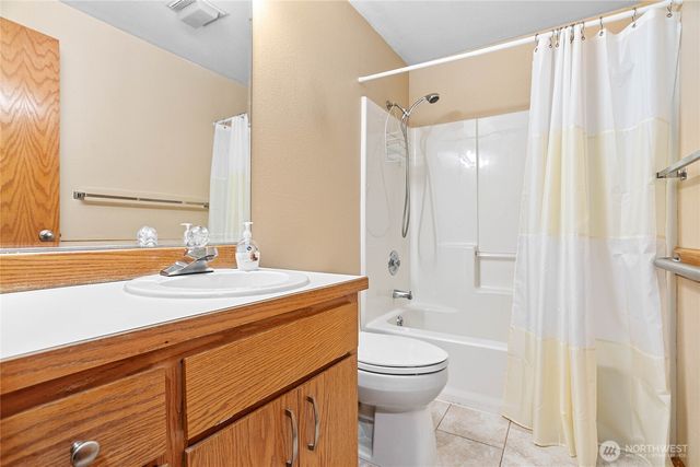 74 N Point Drive, Bellingham, WA 98229