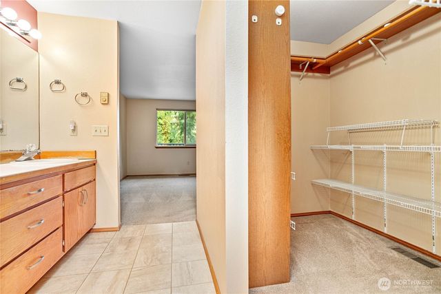 74 N Point Drive, Bellingham, WA 98229