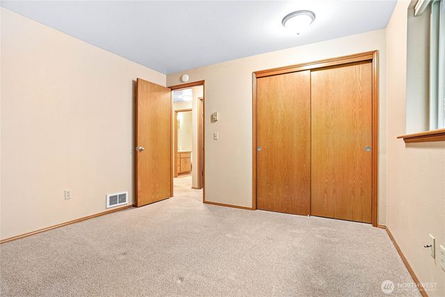 74 N Point Drive, Bellingham, WA 98229