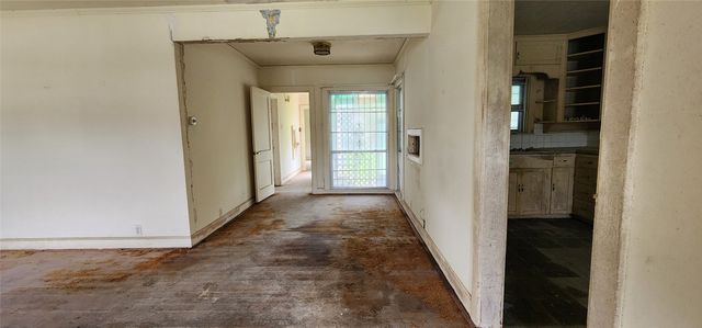 920 E Evergreen Street, Mexia, TX 76667
