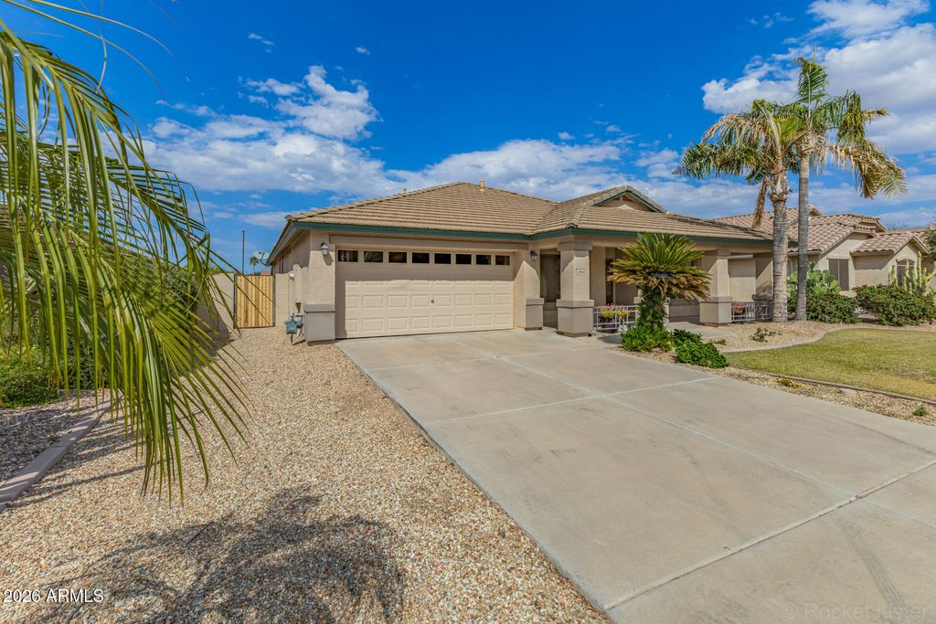 3930 E SIMPSON Road, Gilbert, AZ 85297