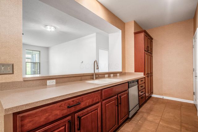 374 Westgreen Lane, Westerville, OH 43082