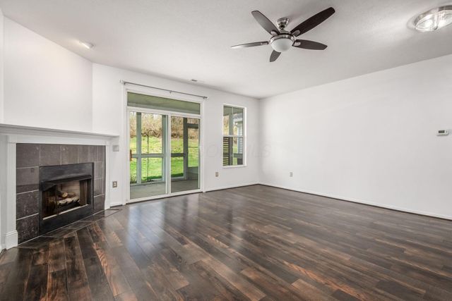 374 Westgreen Lane, Westerville, OH 43082