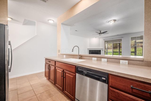 374 Westgreen Lane, Westerville, OH 43082