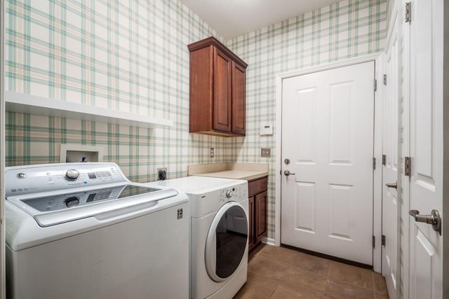 374 Westgreen Lane, Westerville, OH 43082