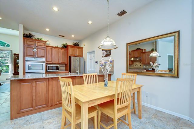 4916 WILLOW RIDGE TERRACE, Valrico, FL 33596
