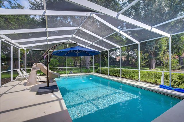 4916 WILLOW RIDGE TERRACE, Valrico, FL 33596