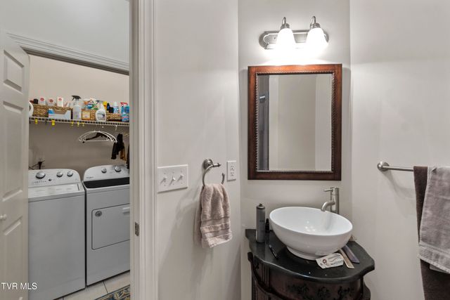 112 Southridge Drive 12, Greeneville, TN 37743