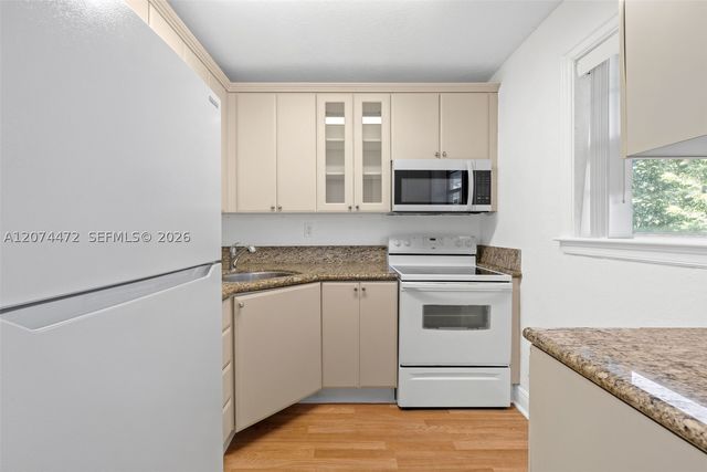 17255 SW 95th Ave 462, Palmetto Bay, FL 33157