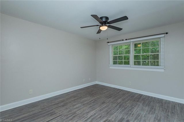 2821 Bleeker Square, Winston-salem, NC 27106