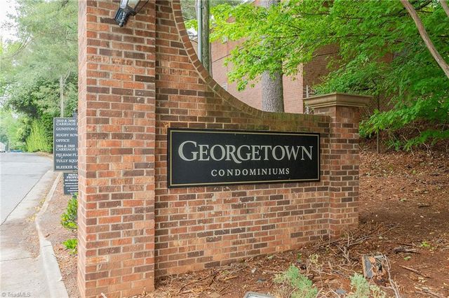 2821 Bleeker Square, Winston-salem, NC 27106