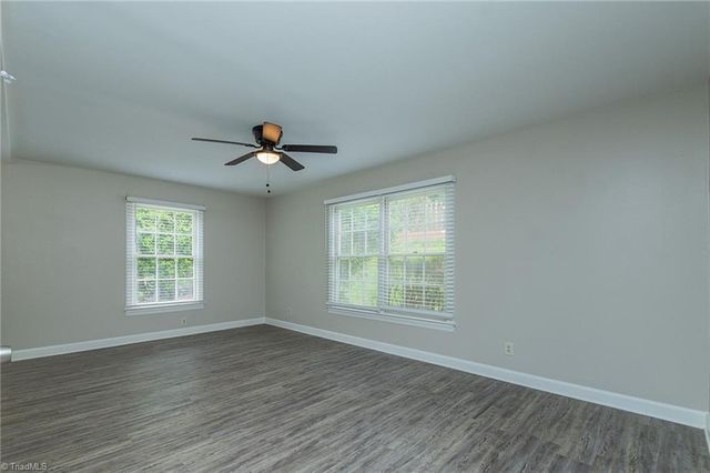 2821 Bleeker Square, Winston-salem, NC 27106