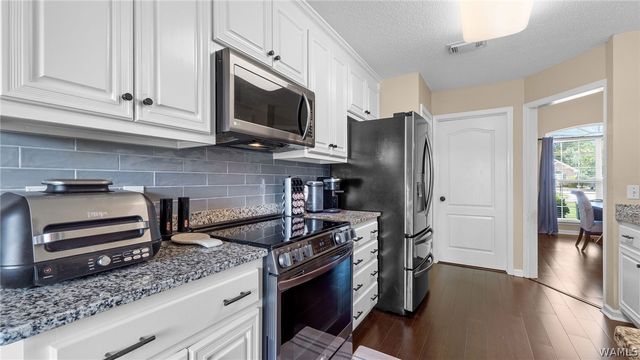 4933 CROSSHILL, Northport, AL 35476