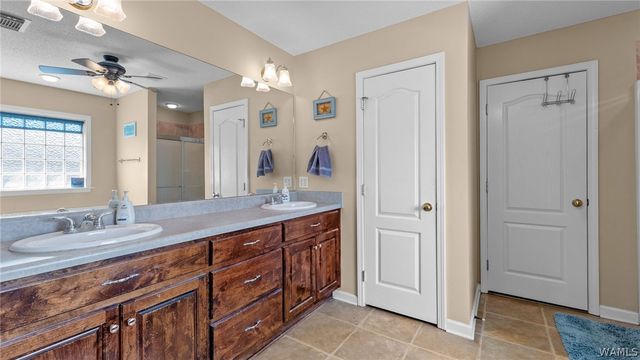4933 CROSSHILL, Northport, AL 35476
