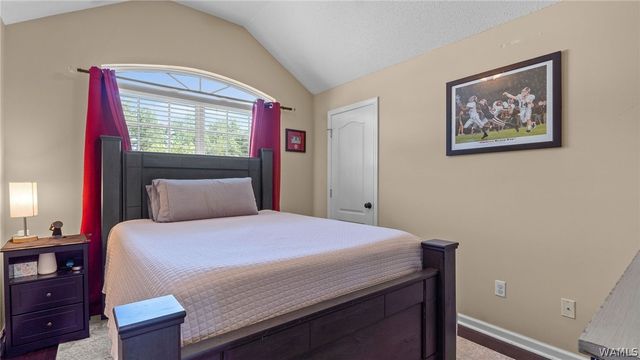 4933 CROSSHILL, Northport, AL 35476