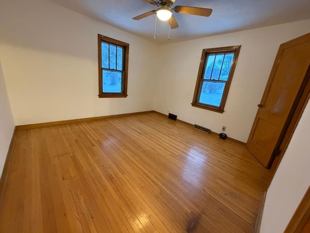 1420 Frank Hall Drive, Albert Lea, MN 56007