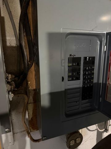 1420 Frank Hall Drive, Albert Lea, MN 56007