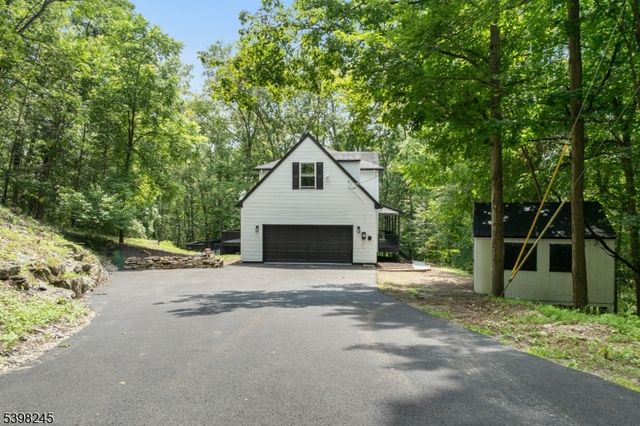 51 Pidgeon Hill Rd, Wantage Twp., NJ 07461