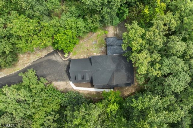 51 Pidgeon Hill Rd, Wantage Twp., NJ 07461