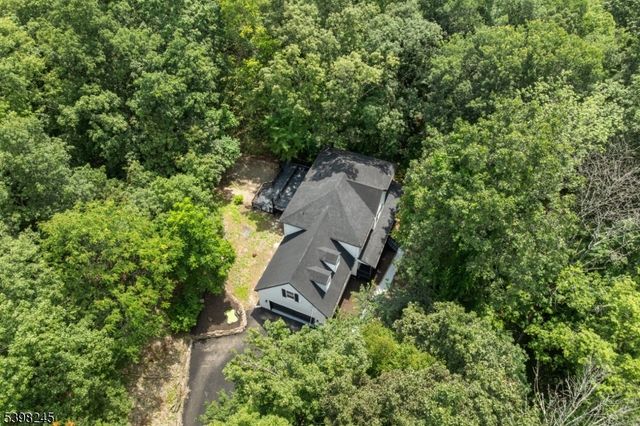 51 Pidgeon Hill Rd, Wantage Twp., NJ 07461