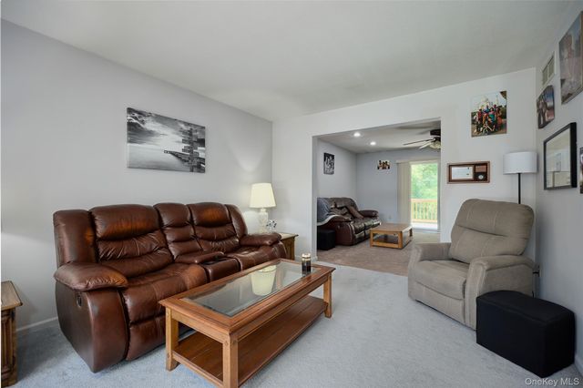 10 Schnabl Court, Wappingers Falls, NY 12590