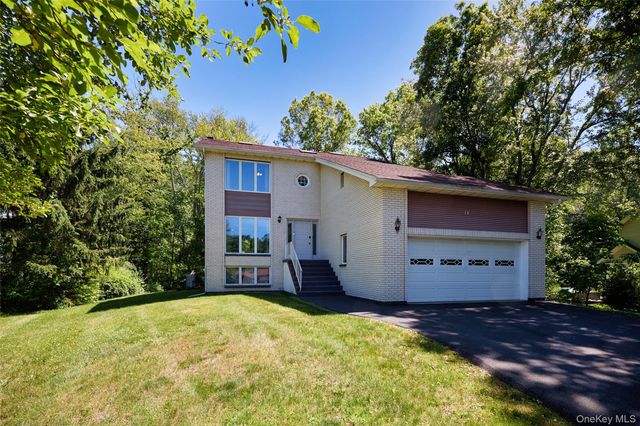 10 Schnabl Court, Wappingers Falls, NY 12590