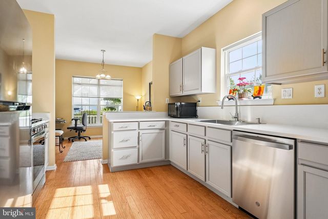 86 HONEYFLOWER LN, Princeton Junction, NJ 08550