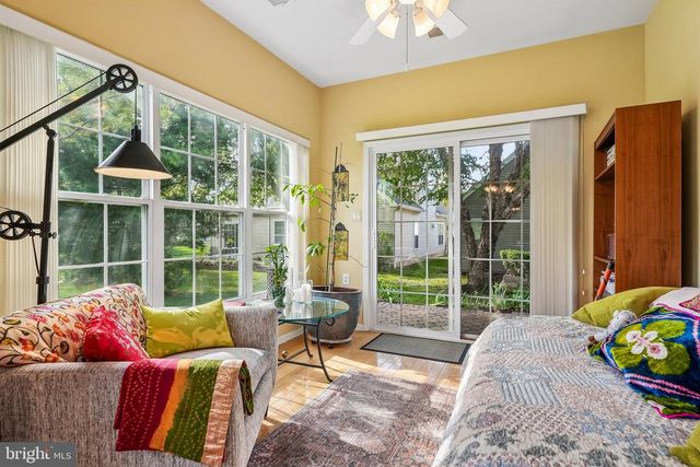 86 HONEYFLOWER LN, Princeton Junction, NJ 08550
