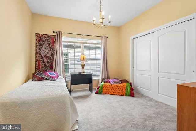 86 HONEYFLOWER LN, Princeton Junction, NJ 08550