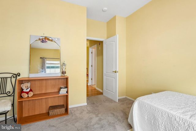 86 HONEYFLOWER LN, Princeton Junction, NJ 08550