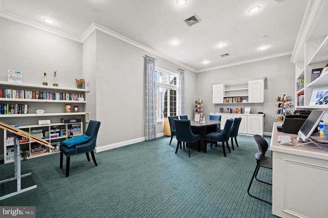 86 HONEYFLOWER LN, Princeton Junction, NJ 08550