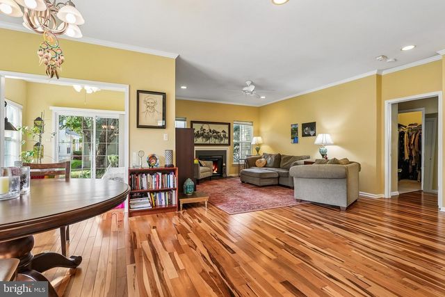 86 HONEYFLOWER LN, Princeton Junction, NJ 08550