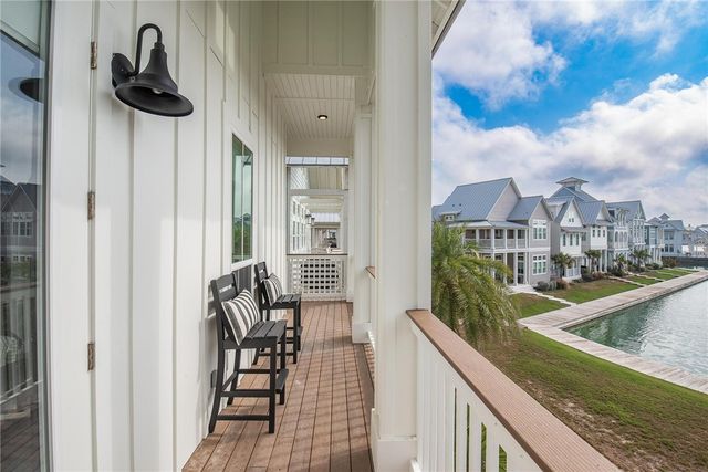 114 Barefoot Lane, Port Aransas, TX 78373
