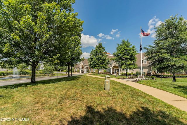 46 Mulberry Drive, Manahawkin, NJ 08050