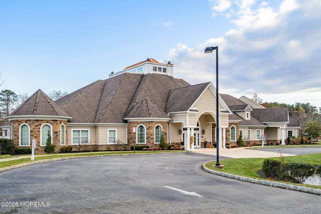 46 Mulberry Drive, Manahawkin, NJ 08050