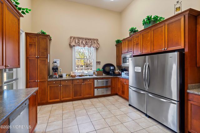 46 Mulberry Drive, Manahawkin, NJ 08050