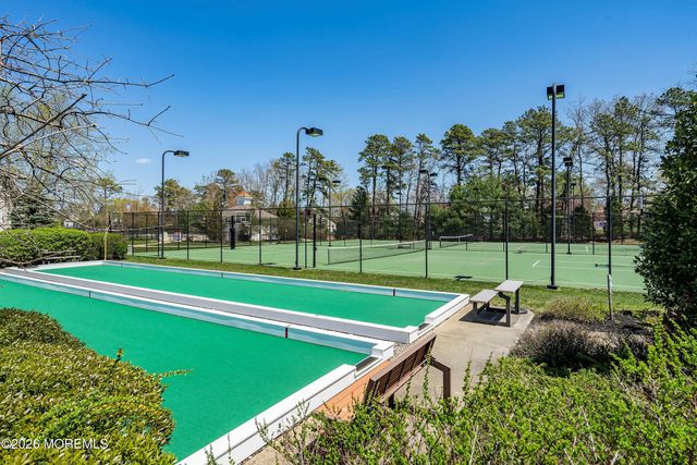 46 Mulberry Drive, Manahawkin, NJ 08050