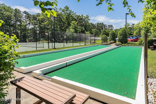 46 Mulberry Drive, Manahawkin, NJ 08050