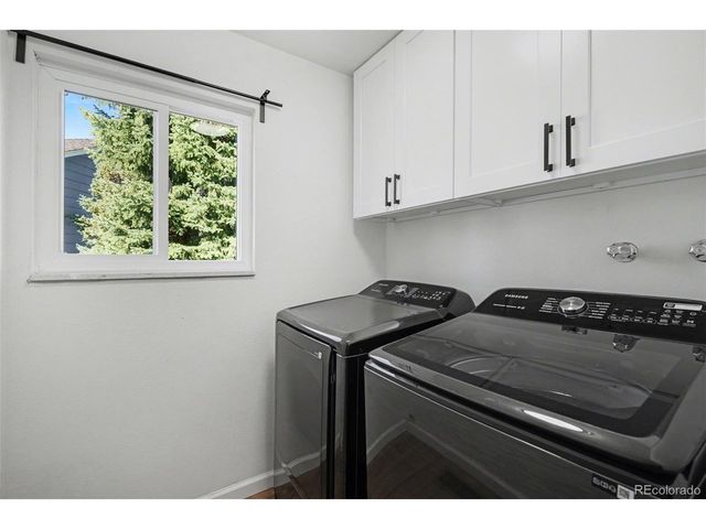 11257 E Maplewood Pl, Englewood, CO 80111