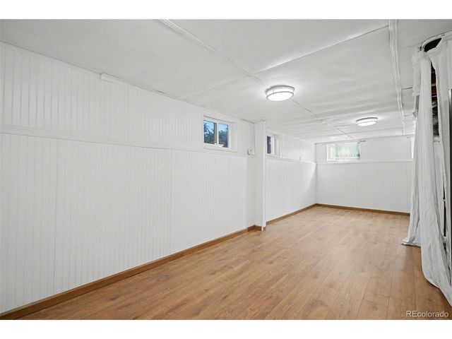 11257 E Maplewood Pl, Englewood, CO 80111